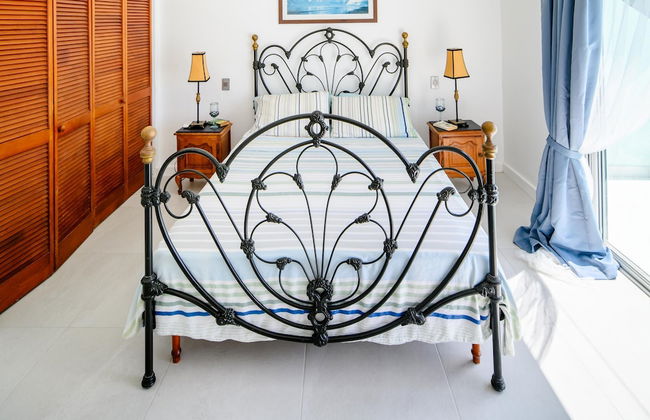 Wild Lotus Villa - Waterfront on Jolly Harbour - Photo 3