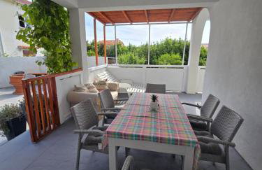 6 M, 50 m do plaže - Foto 1