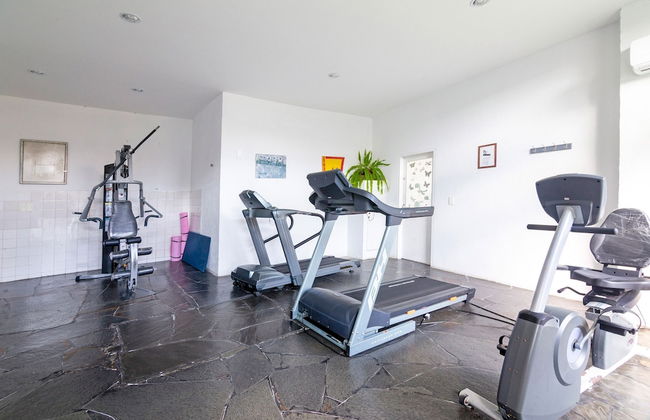 Oceana Suites Lafayette - Photo 17