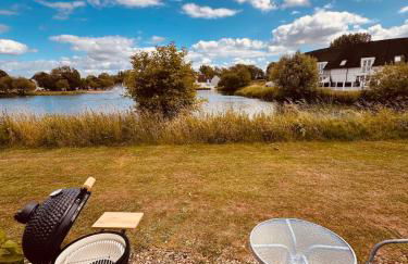 Barneys Retreat - Lakeside Getaway - Photo 13