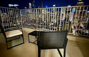 Midtown High Floor Fantastic Panoramic City View Corner 2 Bedroom Apartment - Foto 3