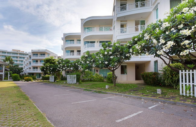 Baan Poolom Beachfront Condominium - Foto 73