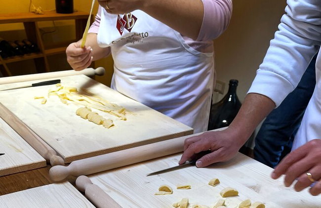 Experiencia Clase de cocina en San Gimignano con almuerzo. - Foto 9
