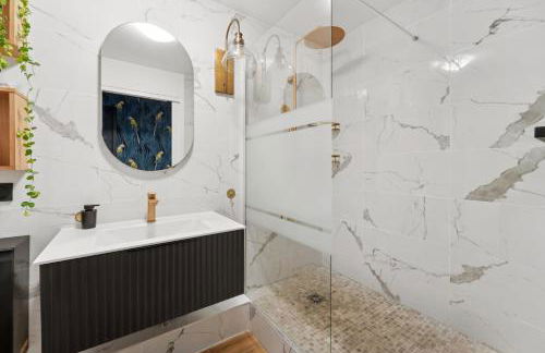 Appartement Design Porte de Paris avec parking - Foto 18