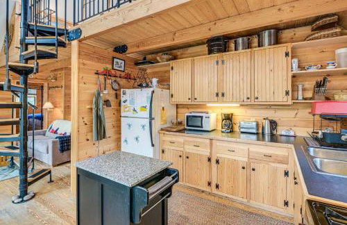 Lamoine Cabin with Deck about 16 Mi to Acadia Natl Park - Foto 11