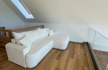 Rumiane pola - stodoła na Mazurach z widokiem na jezioro - Foto 53