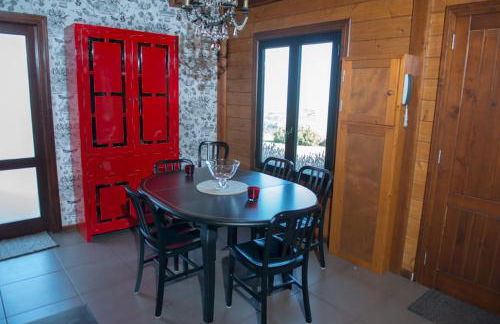 Acogedora Casa de Madera con piscina - Foto 25