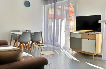 Appartement confortable avec balcon - Proche Gare Riquier SNCF - Foto 22