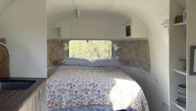 Luxury Airstream Getaway with Sauna and Hot Tub - Foto 4