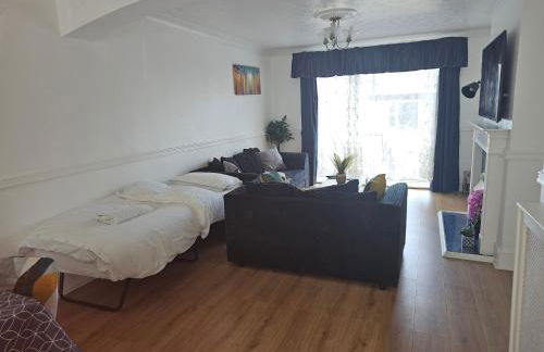 Orpington North Townhouse - Photo 57