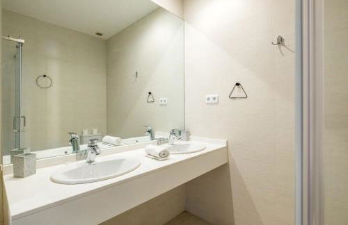 4 bedrooms 2 bathrooms furnished - Salamanca - bright - MintyStay - Photo 19