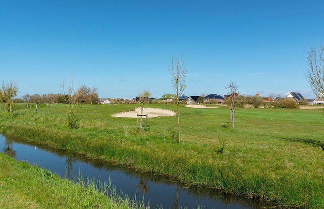 Charming Villa Near Sandy Beach - Foto 19