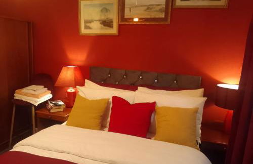 4 Bedroom Executive detached house, sleep 10, Garden, Ideal for Contractors, family and group, by home away at Ideal home & cottage - Foto 27