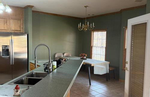 Secluded Retreat with Pool near Stone Mountain, Aquarium and Coca-Cola - Downtown - Foto 68