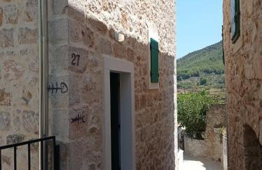 Heritage Apartments Kyra & Fox in Pitve, Hvar - Photo 8