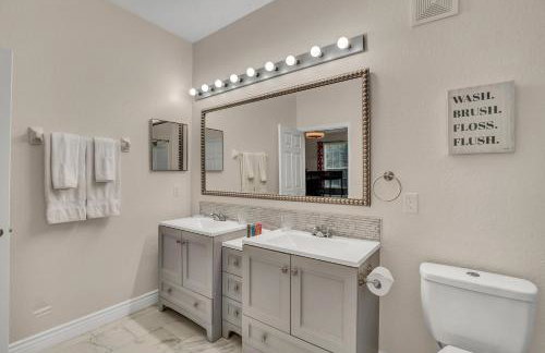 7664 Comrow Street #104 - Foto 21