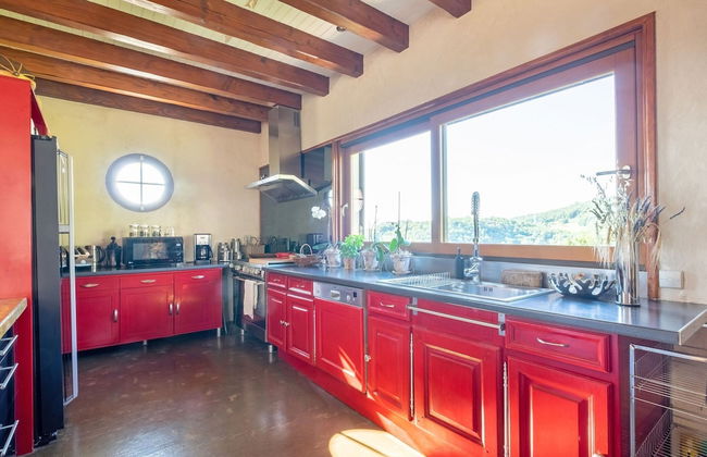 Stone House With Pool and Garden - Photo 12