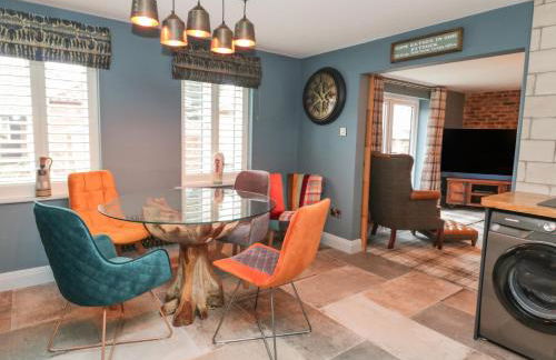 Well Cottage - Photo 10