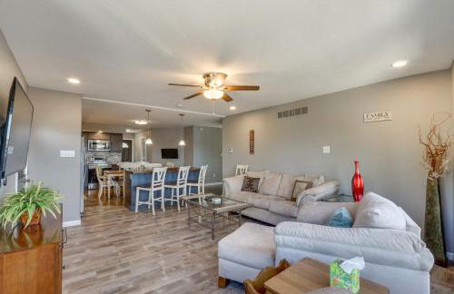 Deck, Hot Tub, Views! Reunion Retreat in Ozarks - Foto 4