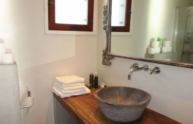 Villa in Cala Tarida With Private Pool & Sea View - Photo 29