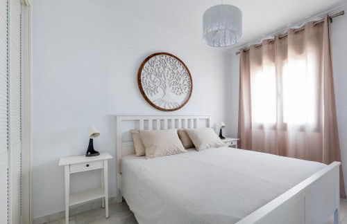 VILLA WITH 4 BEDROOMS AND PRIVATE HEATED POOL - Foto 24