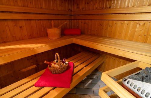 Lux Ferienwohnung altes Landwarenhaus mit Garten und zubuchbarer Sauna - Foto 18