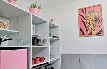 Villa Oasis - Love Room avec Spa Privatif, Massages & Autres Appartements Standards à thèmes sans spa - Foto 4