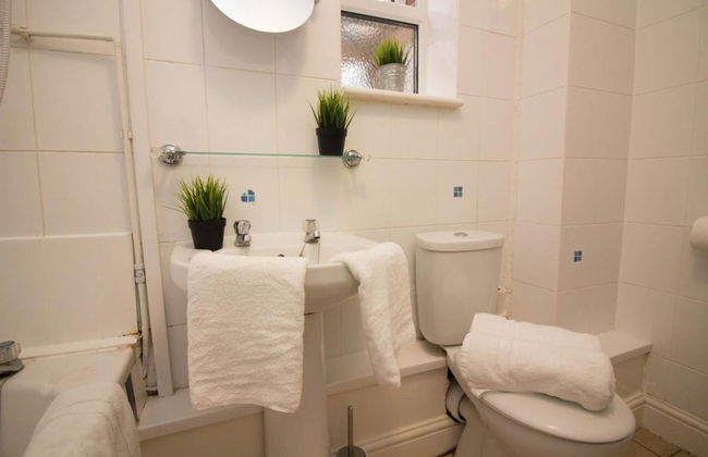 Stayzo Penthouse Accommodation 2- Premier Lodge - Foto 8