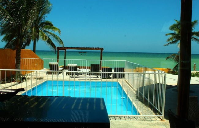 Uinic Chay Luxury Ocean Front Villa - Photo 9