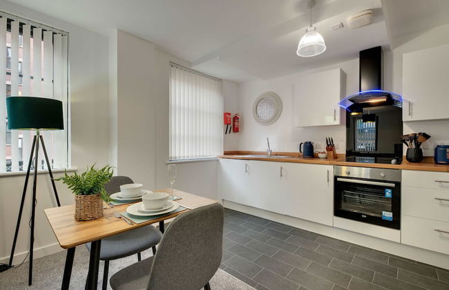 Charltons Bonds Apartments 1B - By Week2Week - Photo 6