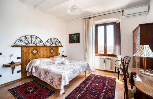 Timeless 19th-Century Villa with Private Pool Oasis - Photo 25