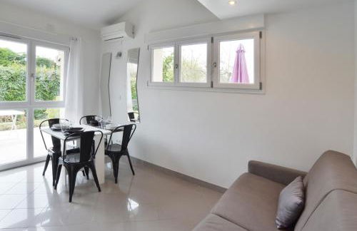 Ebène studio Centre ville Climatisation Terrasse Disneyland 4 personnes et 1 bébé - Foto 11