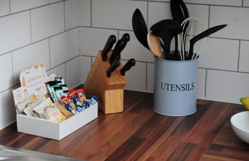 Newly refurbished next to University Hospital Coventry - Foto 17