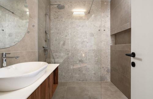 Einzigartiges Steinhaus mit Privatpool, großem Garten, Grill, Liegen - Foto 23