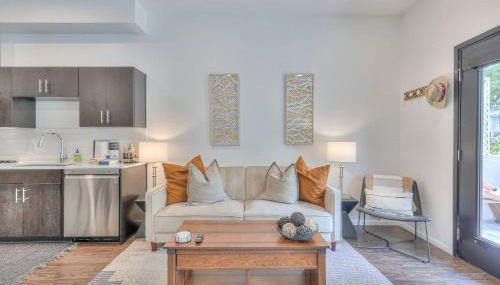 Amazing Downtown Condo w Pool Free Parking 104 - Foto 4