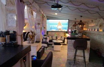 Villa Maria Lagonissi - Private Villa upstairs with exclusive access to pool & outside areas - Foto 15