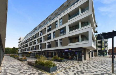 Cosy Flat in Stevenage Town Centre - Foto 14