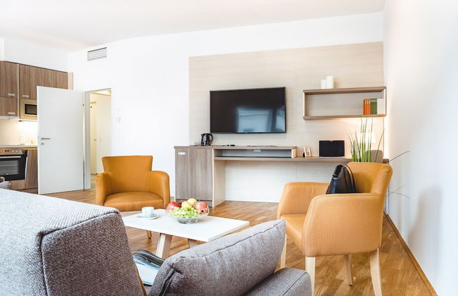 Oliver Apartments - Photo 36