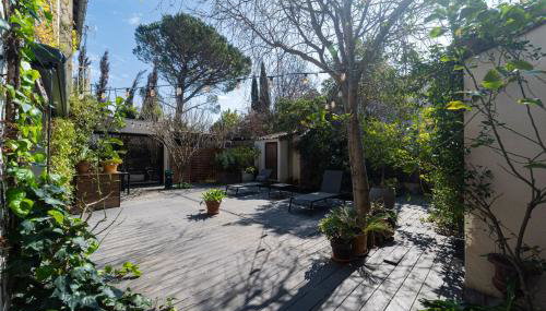 Chambre d'hôtes les Angles 30133 Possibilité jacuzzi - Foto 3, Garden view