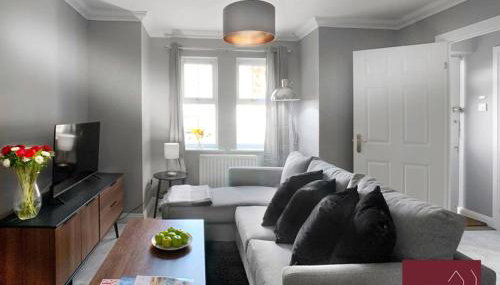 Woking - 2 Bedroom House - Parking - Foto 3, Other