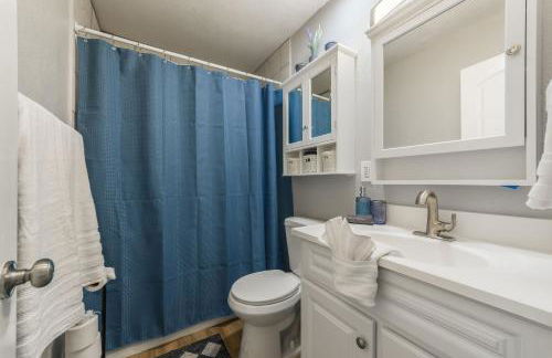 Apartment Kansas City 15mins to KCI with a KING bed and work desk - Foto 21