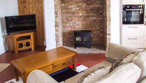 Cotswold View - Photo 3