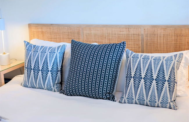 Cayman Luxury Rentals at The Grove - Photo 11