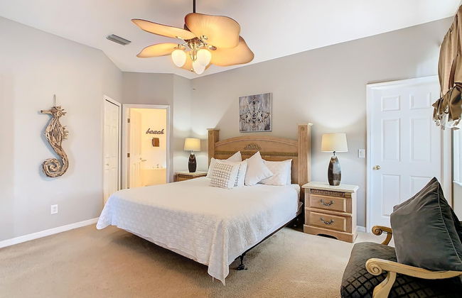 Elegant 5BR Home w Private Pool Spa Near Disney - Foto 41