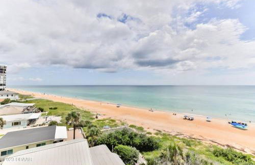 Quiet direct oceanfront 2 bed 2 bath condo w/pool - Foto 9