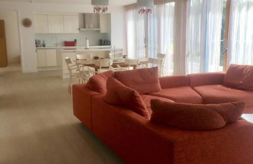 Luxury Lakeside House at Lakes by Yoo - Photo 12