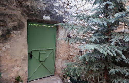 LA GARDE ADHEMAR, L'escalier Médiéval - Foto 9