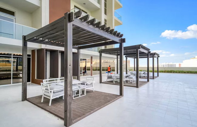 Vogue | Jewelz Residence Arjan near Miracle Garden - Foto 32