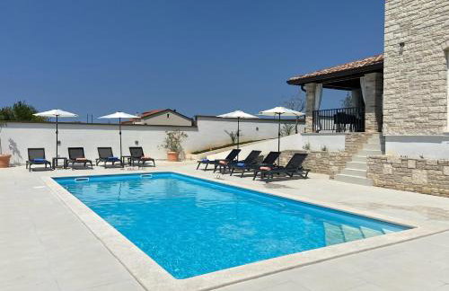 Villa Victoria Istra - heated pool - Foto 1