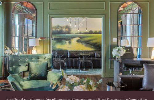 Contemporary Dallas 2BR Condo Patio & Pool - Photo 6